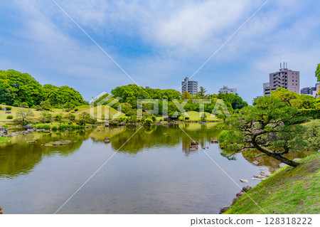 （熊本縣）晴空下的水前寺成趣園 128318222
