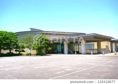 照片攝於大分市美術館 128318677