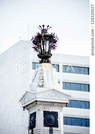 Top view of Paris style lamp post head on Makkhawan Rangsan Bridge, focus selective Top view of Paris style lamp post head on Makkhawan Rangsan Bridge, focus selective 128320027