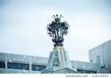 Top view of Paris style lamp post head on Makkhawan Rangsan Bridge, focus selective Top view of Paris style lamp post head on Makkhawan Rangsan Bridge, focus selective 128320029