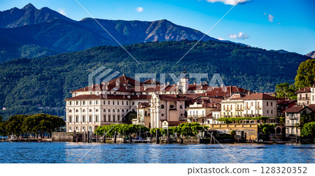 Borromean islands, lake maggiore, Stresa, italy Borromean islands, lake maggiore, Stresa, italy 128320352