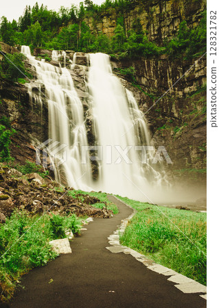 Skjervsfossen Waterfall - Norway 128321782