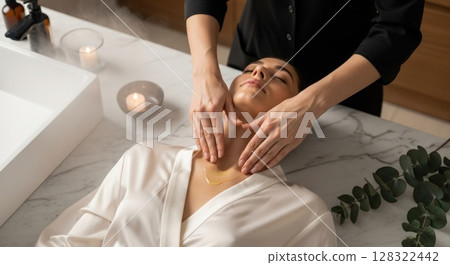 Luxury Spa Skincare Ritual Luxury Spa Skincare Ritual 128322442