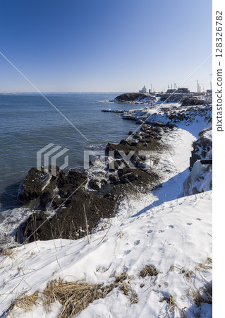 Cape Nosappu, Nemuro, Hokkaido, in winter 128326782