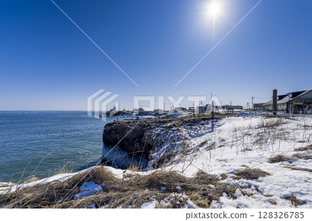 Cape Nosappu, Nemuro, Hokkaido, in winter 128326785