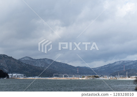 琵琶湖在冬天 琵琶湖在冬天 128328010