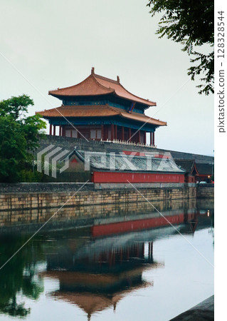 China Beijing 4.05.25 Serene Reflection: A Majestic Ancient Architectural Marvel by the Water's Edge China Beijing 4.05.25 Serene Reflection: A Majestic Ancient Architectural Marvel by the Water's Edge 128328544