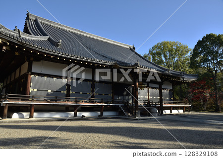 仁和寺本堂（國寶）京都市右京區 128329108