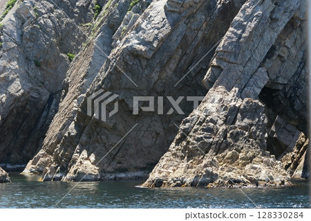 Tottori Four Seasons Walk Spring Matsushima Pleasure Boat 128330284