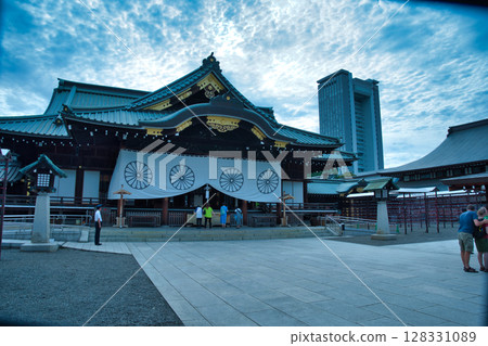 東京靖國神社的禮拜殿 128331089