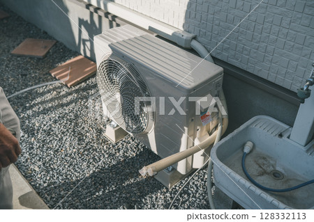 Air conditioner installation 128332113