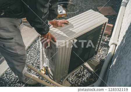 Air conditioner installation Air conditioner installation 128332119