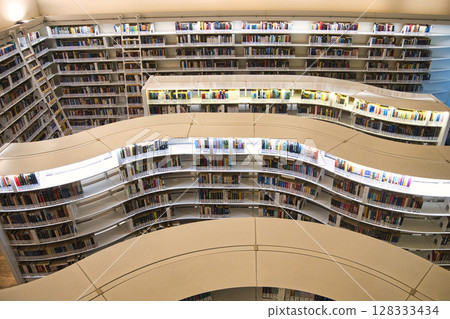 Orchard Library 128333434