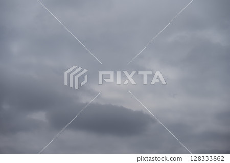 雨雲,下雨天,颱風,天氣,雨季,初夏,七月,影像 雨雲,下雨天,颱風,天氣,雨季,初夏,七月,影像 128333862
