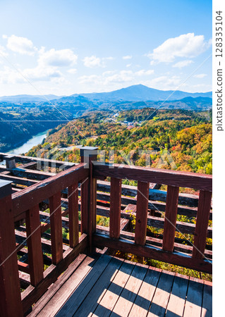 苗木城跡（秋天）：從天守閣眺望笠置山 128335104