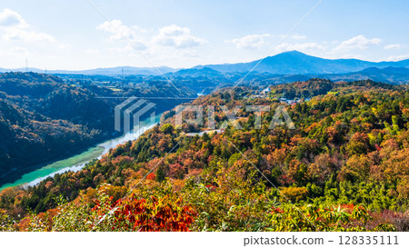 苗木城跡（秋天）：從天守閣眺望笠置山 128335111