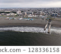 Southern Beach Beach House 128336158