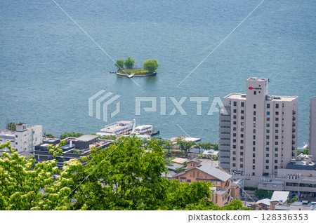 Scenery along the shores of Lake Suwa, Lake Suwa in summer, Hatsushima Shrine Scenery along the shores of Lake Suwa, Lake Suwa in summer, Hatsushima Shrine 128336353