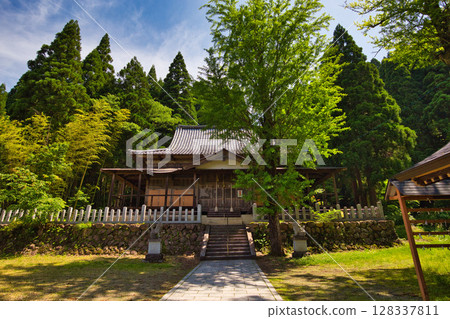 Water and sea dengaku noh dance Water and sea dengaku noh dance 128337811