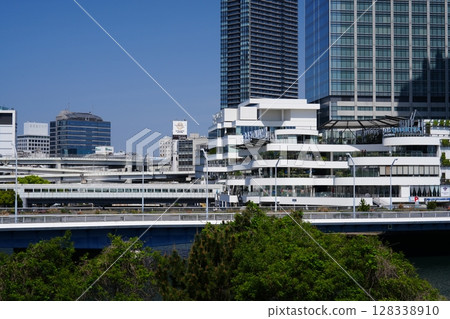 Yokohama - Scenery around the east exit of Yokohama Station Yokohama - Scenery around the east exit of Yokohama Station 128338910