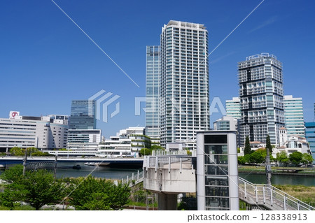 Yokohama - Scenery around the east exit of Yokohama Station 128338913