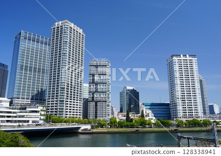 橫濱 - 橫濱車站東口周邊風景 128338941