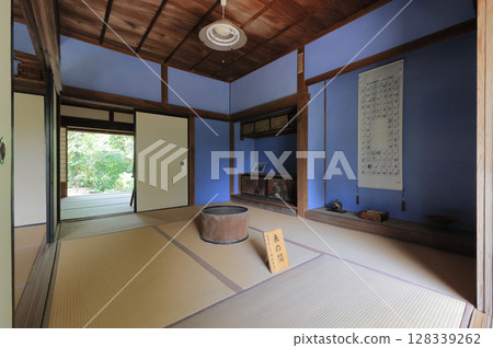 土井倉口傳統建築物群保護區內的武士住宅野村隆雄宅邸(前室) 土井倉口傳統建築物群保護區內的武士住宅野村隆雄宅邸(前室) 128339262