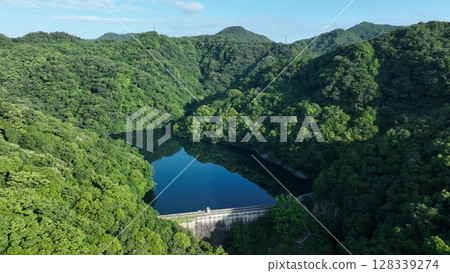 Aerial view of Kobe Nunobiki Reservoir in the morning Aerial view of Kobe Nunobiki Reservoir in the morning 128339274