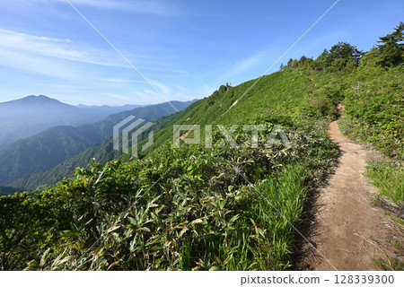 Hiragatake, mountain climbing, Niigata Prefecture Hiragatake, mountain climbing, Niigata Prefecture 128339300
