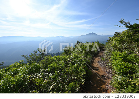 新潟縣平岳登山 新潟縣平岳登山 128339302