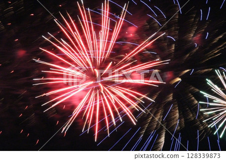 兵庫縣伊丹煙火大會,八月 兵庫縣伊丹煙火大會,八月 128339873
