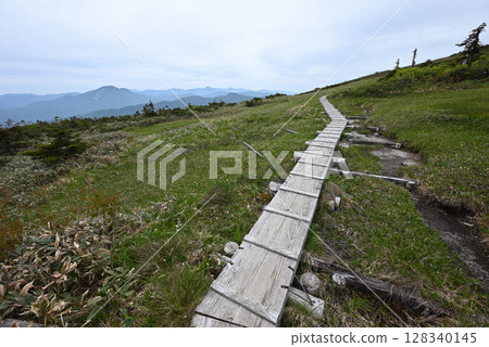 新潟縣平岳登山 128340145