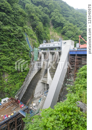 位於利根川水系上游的相又水壩目前正在進行修復工程 128340978