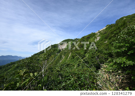 Mount Amakasari, mountain climbing, Niigata Prefecture 128341279