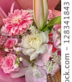 粉色花束 128341843
