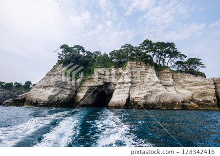 靜岡縣西伊豆町堂島 靜岡縣西伊豆町堂島 128342416
