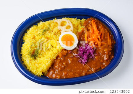 Keema curry lunch 128343902