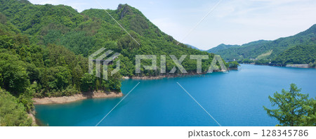 從不動橋眺望八場吾妻湖全景 128345786