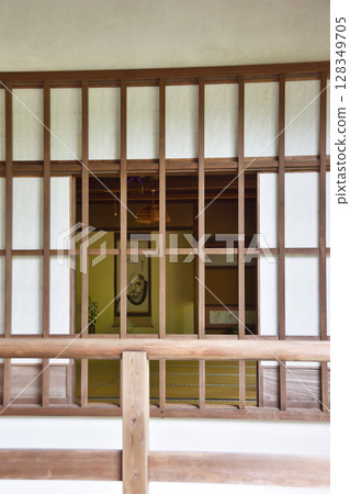 Windows of Enkoji Temple Windows of Enkoji Temple 128349705