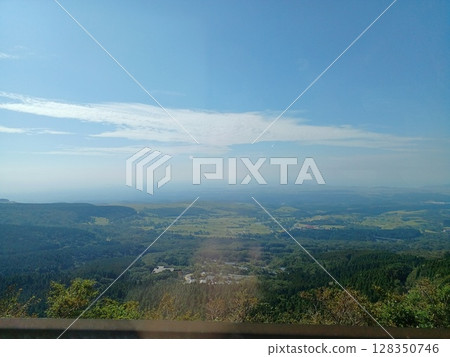 查看從山上 128350746