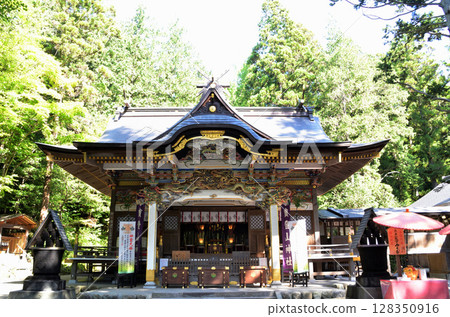 Hodosan Shrine, a power spot in Nagatoro-machi, Chichibu-gun, Saitama Prefecture 128350916