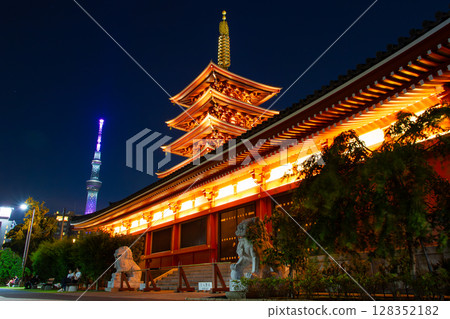 淺草寺和五層寶塔 淺草寺和五層寶塔 128352182