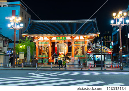 Light up of Asakusa Temple 128352184