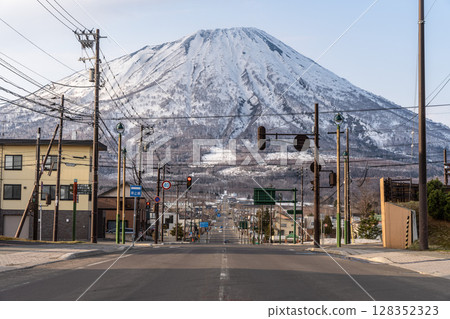 Niseko Hokkaido Winter Ski Snowboard Winter Sports Mt. Yotei Kutchan Annupuri 128352323