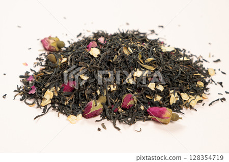 Natural Herbal Tea Blend. Black Tea with Ginseng and Rose. 128354719