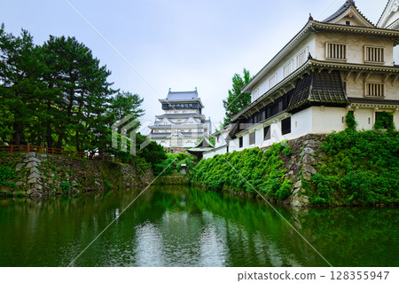 Kokura Castle and Yasaka Shrine 128355947