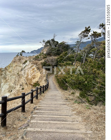 Koganezaki Park, Nishiizu Town, Kamo District 128358005