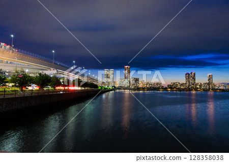 Kashiihama at night (Kashiihama Oshima Shrine) Fukuoka City, Fukuoka Prefecture 128358038