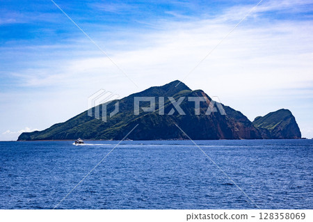 Pearl of the Pacific Ocean: Natural scenery of Busan Island 128358069