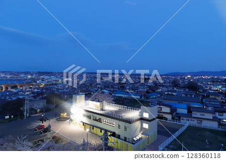 從格雷特塔眺望八戶市和櫻花港（青森縣八戶市） 128360118